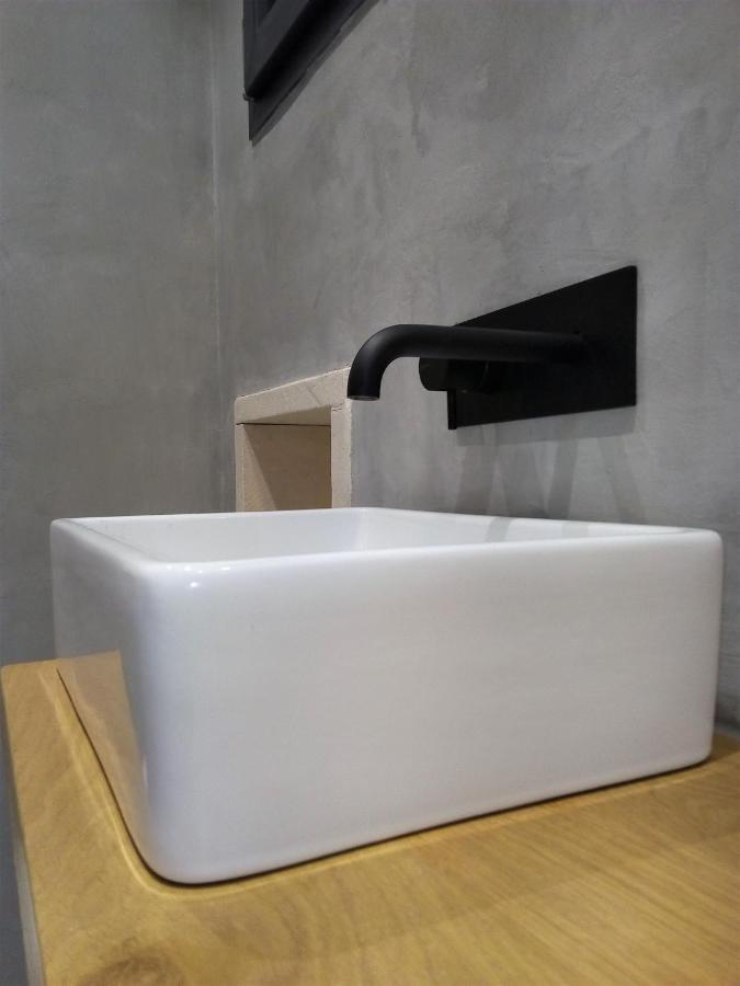 Le Petit Studio - 15 M2 - Centre Ville - Sorgue A 50 M 索格岛 外观 照片