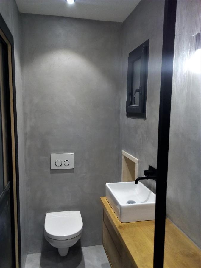 Le Petit Studio - 15 M2 - Centre Ville - Sorgue A 50 M 索格岛 外观 照片