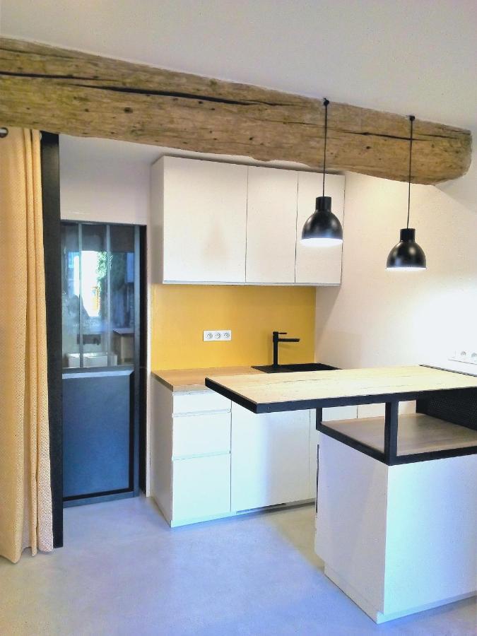 Le Petit Studio - 15 M2 - Centre Ville - Sorgue A 50 M 索格岛 外观 照片